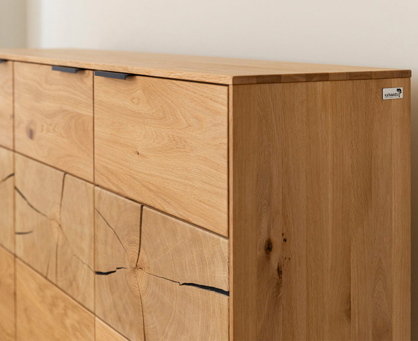 Tirano Sideboard Hirnholz Massivholz Eiche geölt, fertig montiert