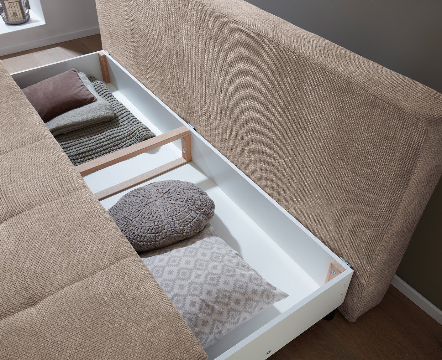 Liam Schlafsofa 212 x 105 cm, mit Bettkasten
