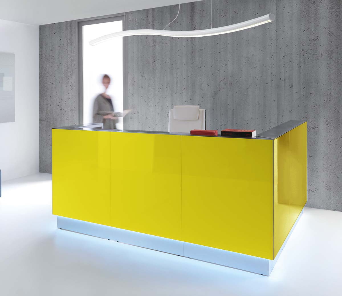 Linea 6 Empfangstheke 244,4 x 205 cm Eckig, Gelb / Korpus wählbar