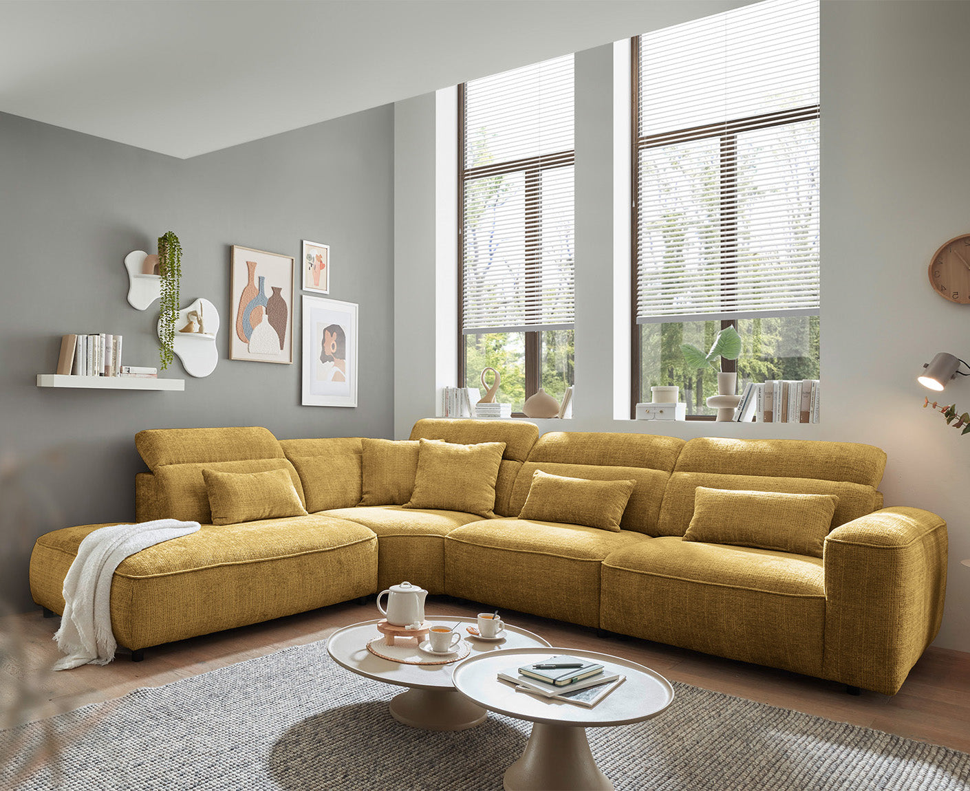 Mansfield Ecksofa 339 x 285 cm, mit verstellbaren Kopfstützen