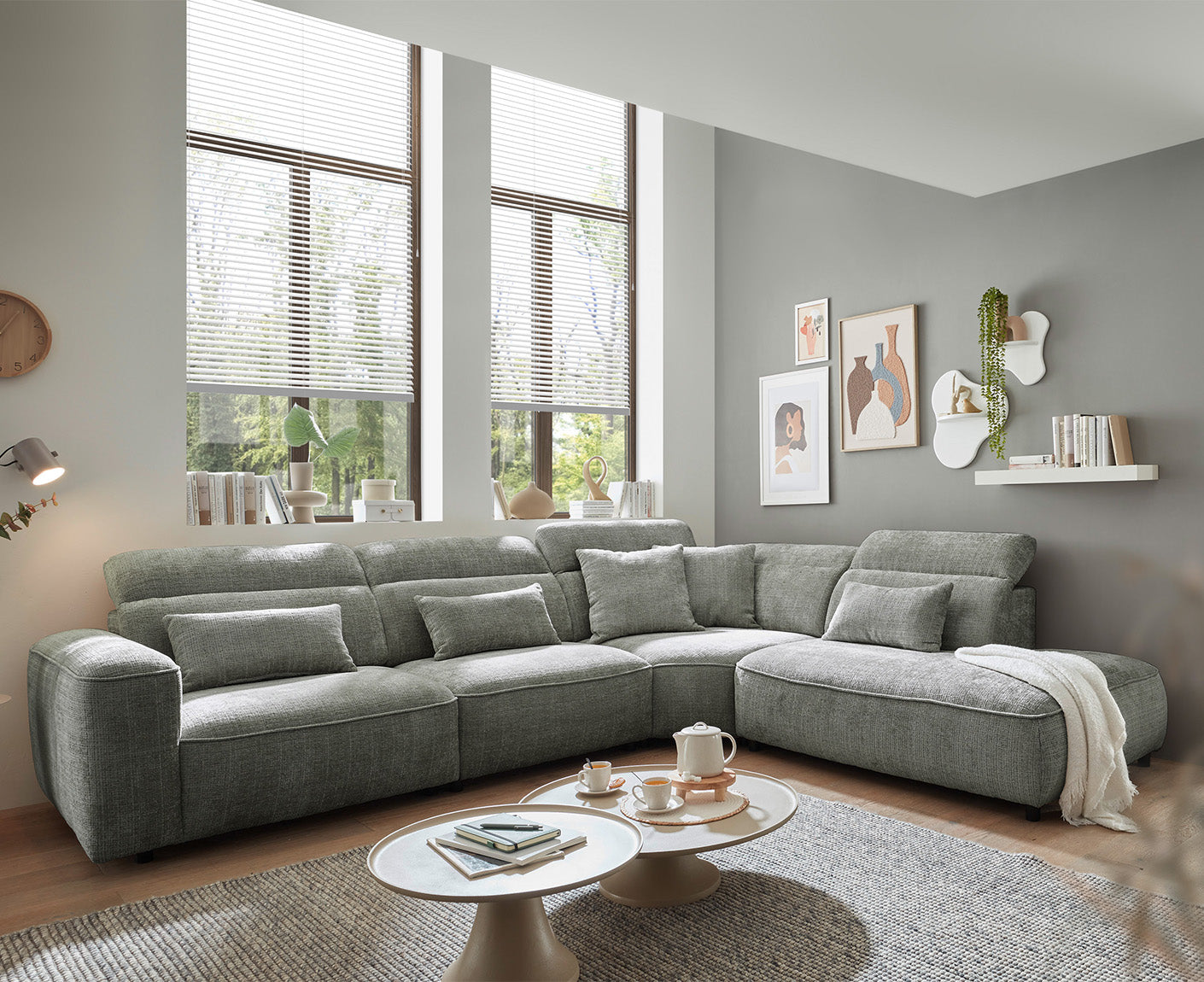 Mansfield Ecksofa 339 x 285 cm, mit verstellbaren Kopfstützen