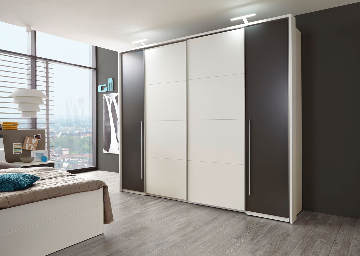 13669 Schwebetürenschrank 270 cm Weiß / Lava