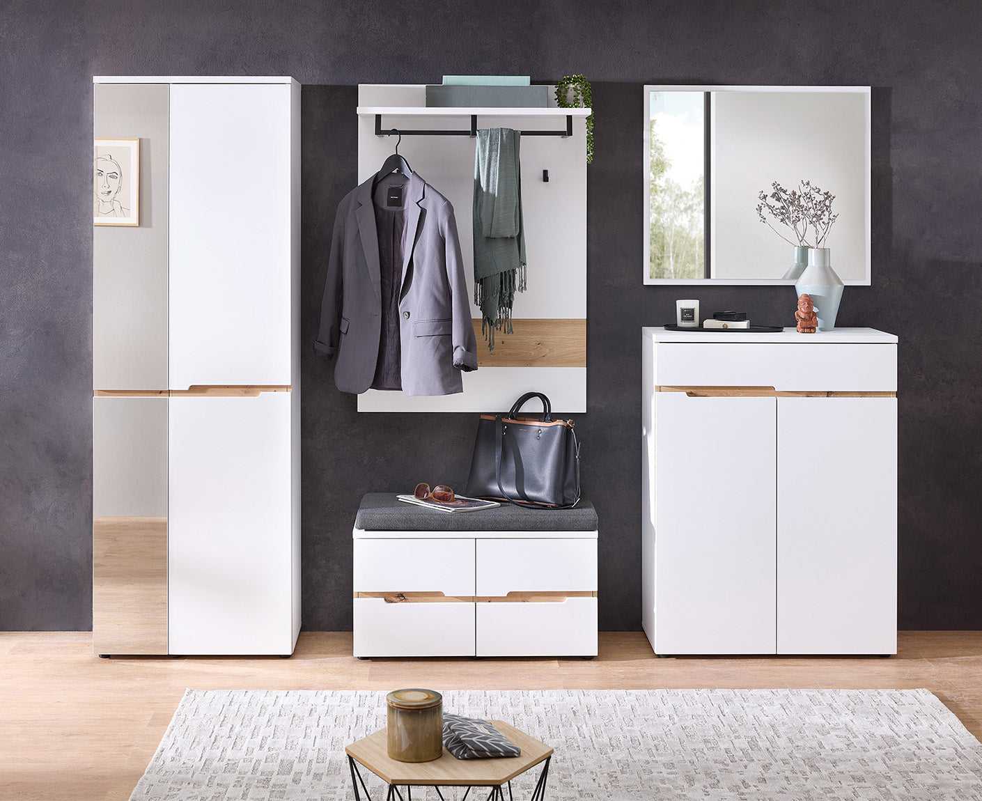 Memphis Garderobenschrank 65x192 cm Weiß supermatt