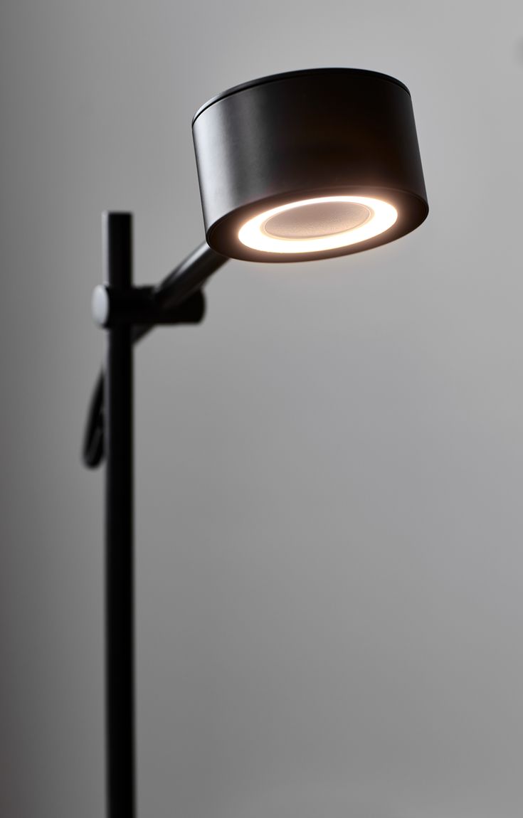 Clyde Stehlampe Leselampe Ø 8,5 cm mit Moodmaker Dimmer Schwarz