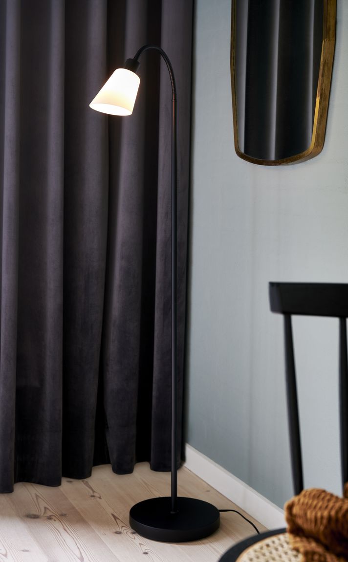 Molli Stehlampe E14 Schwarz