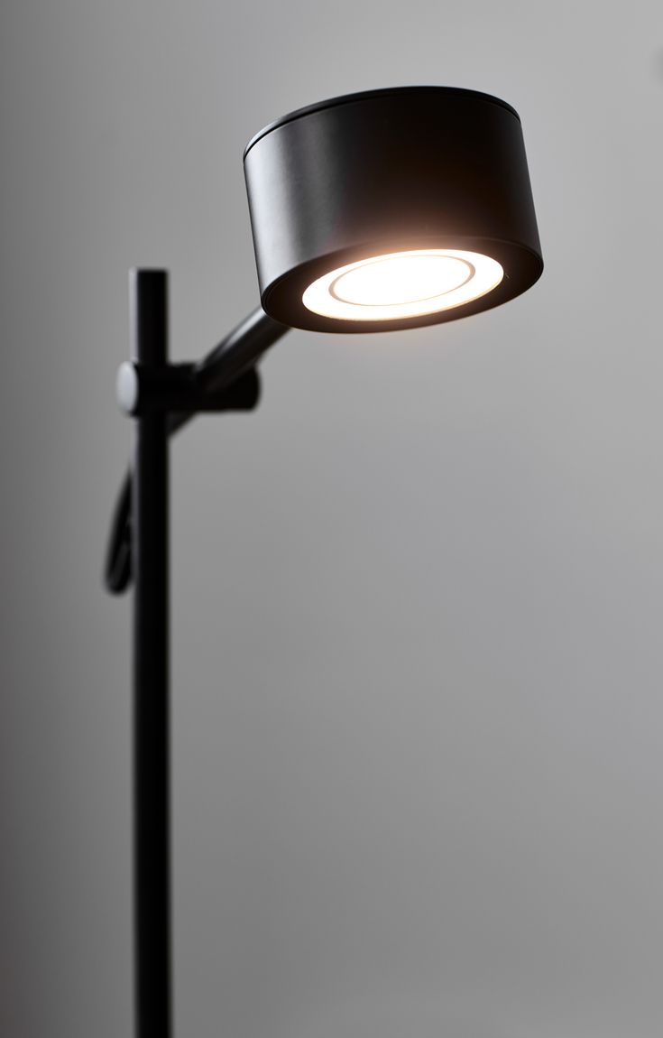 Clyde Stehlampe Leselampe Ø 8,5 cm mit Moodmaker Dimmer Schwarz