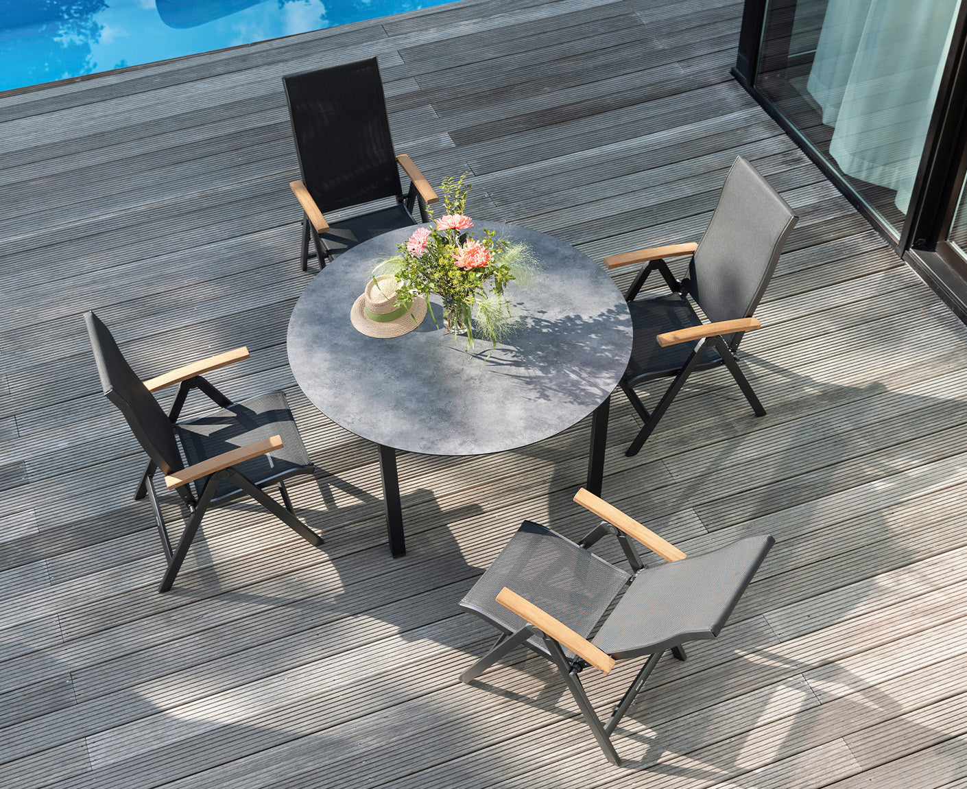 Sleek Multipositionssessel Anthrazit / Teak