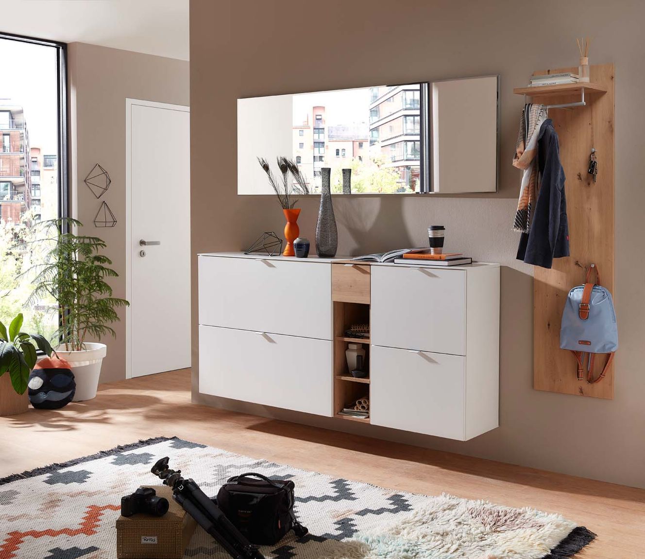 Ticona Hängeschuhschrank Weiß
