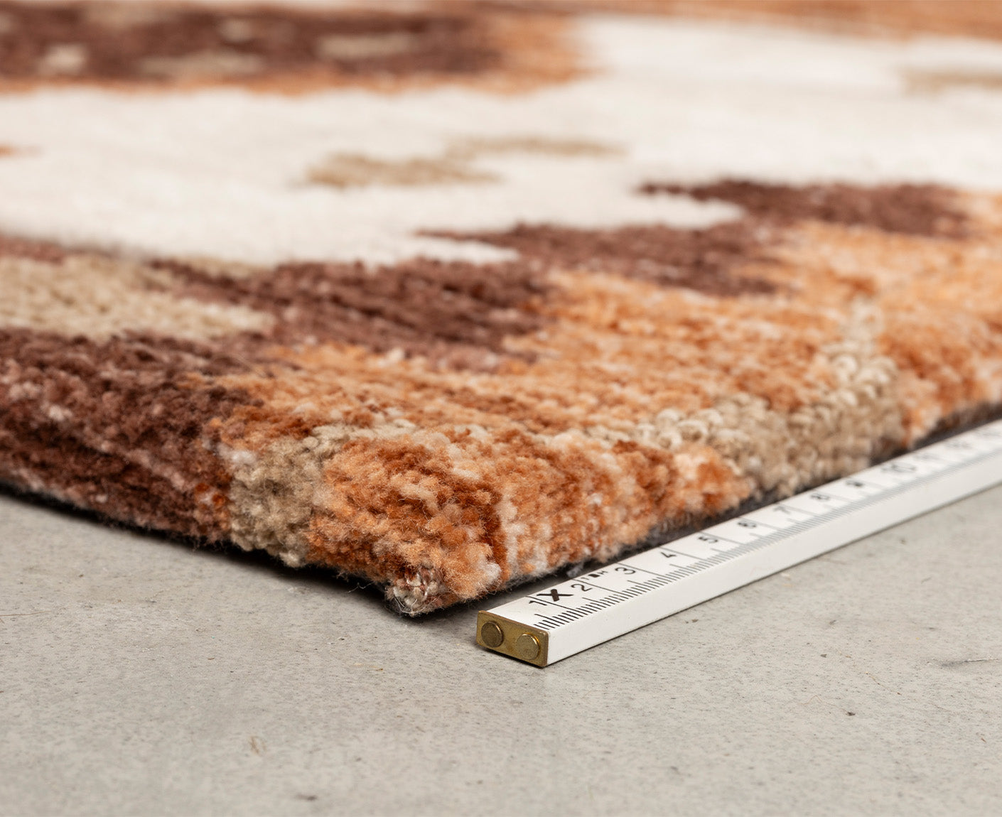 Maron Teppich Retro-Design