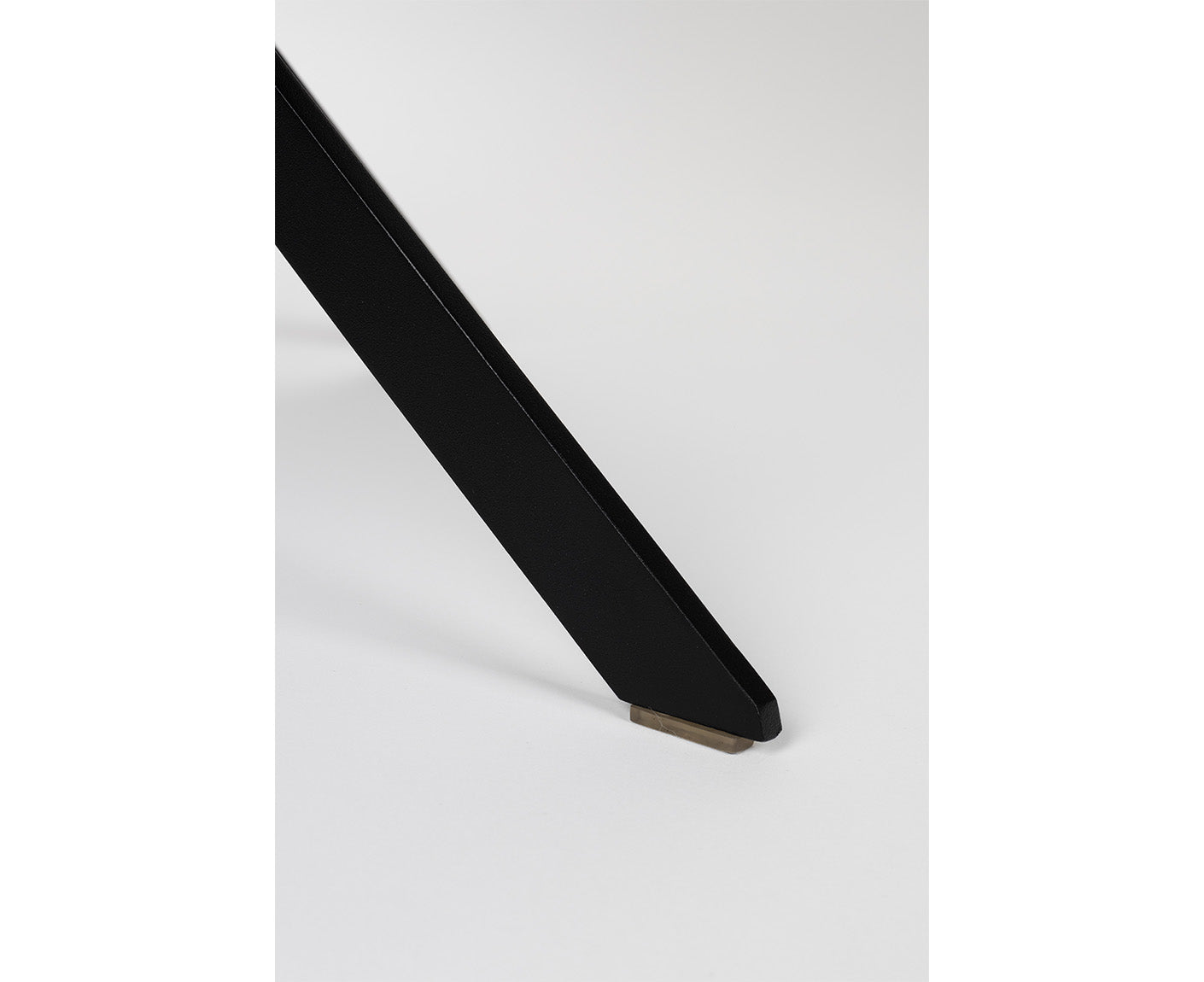 Frie Hocker Kunstleder / Walnussfurnier