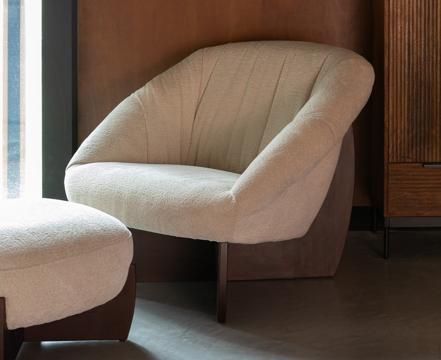 Emilius Hocker Beige
