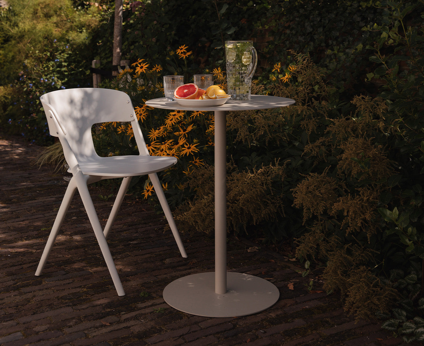 Snow Bistro-Tisch Braun Ø 57 cm