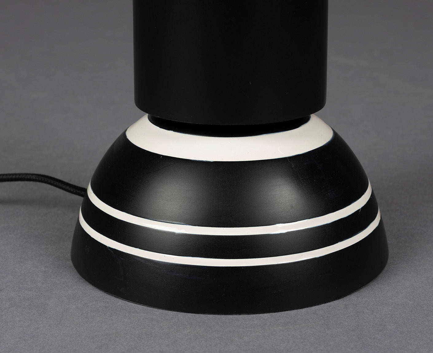 Virgil Tischleuchte Tischlampe Schwarz