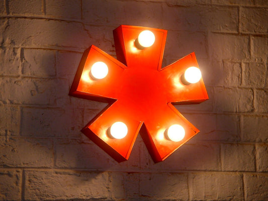 17007 Wandleuchte rot