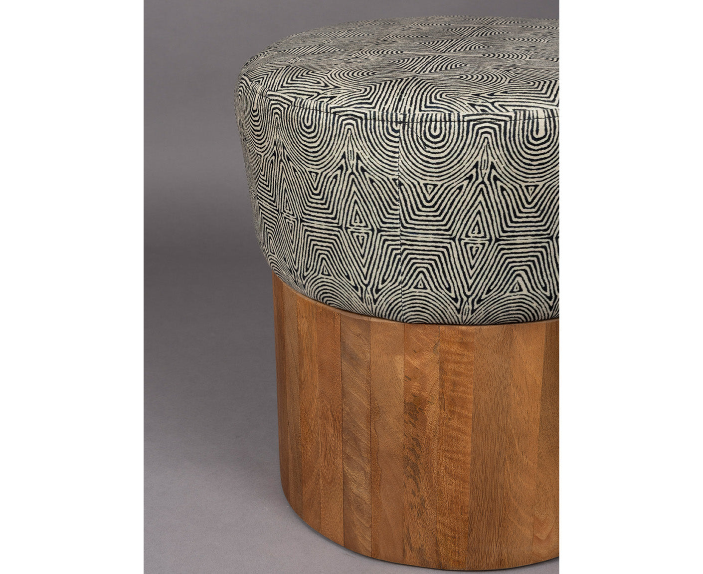 Fragment Hocker Braun
