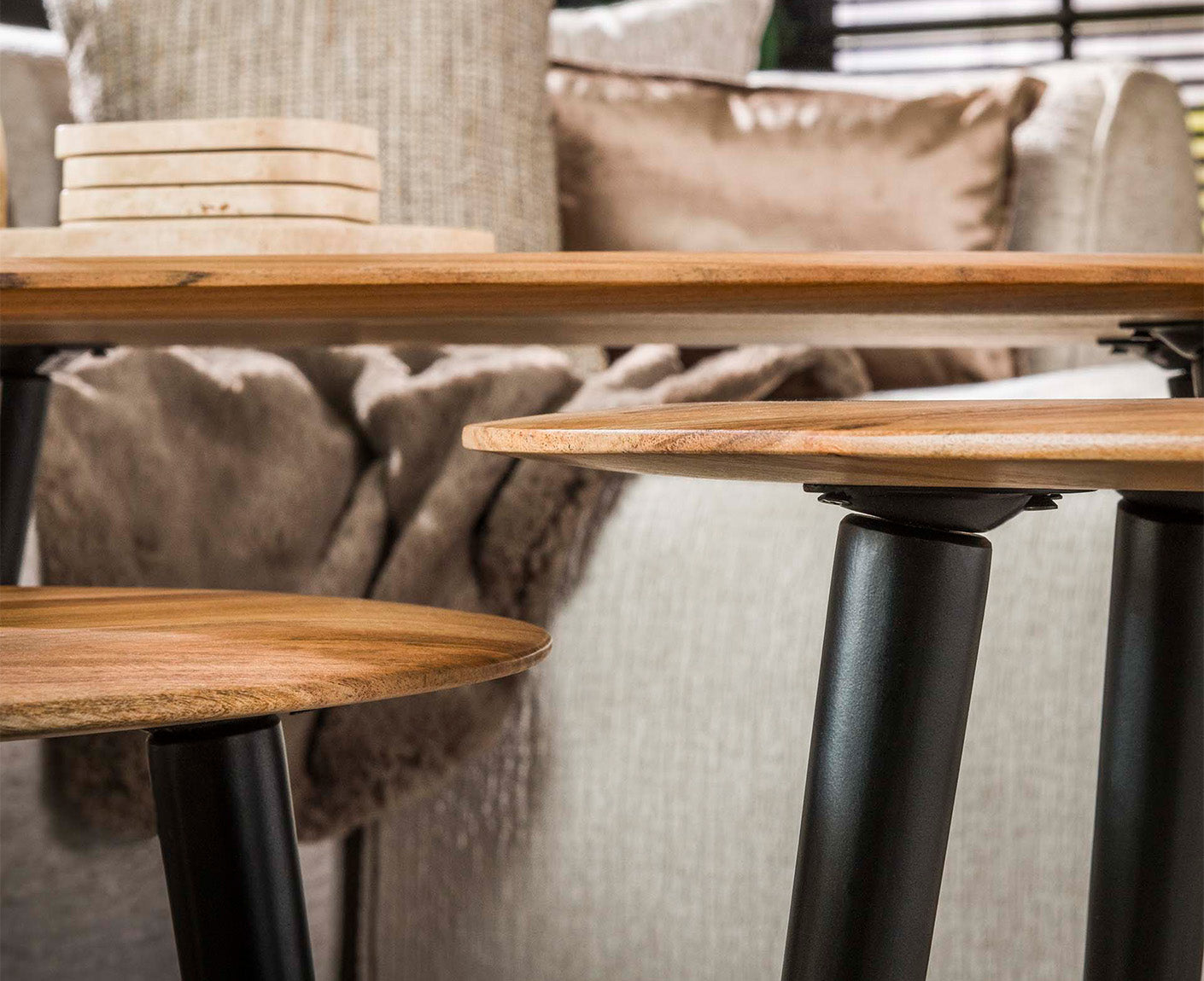 3er Set Couchtisch Akazie Massivholz Natur
