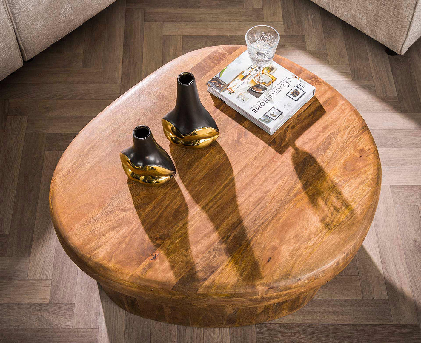 Couchtisch Sleek 90cm Massiv Mangoholz Sand