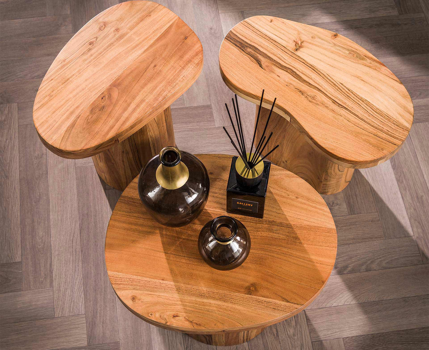 Couchtisch 3er Set Shape / Massiv Akazie