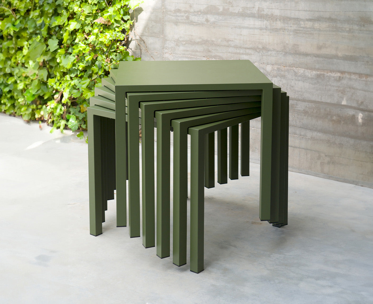 Emu Nova Gartentisch