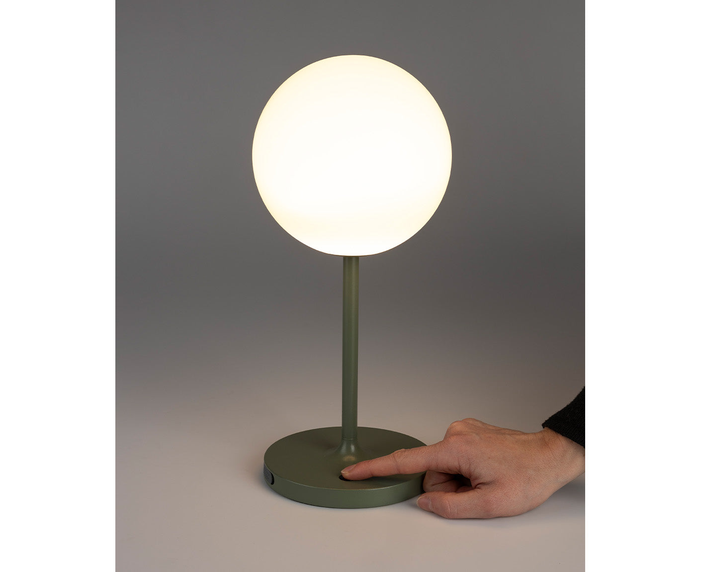 Hub Tischleuchte Tischlampe