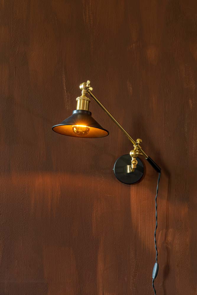 Penelope Wandlampe E27 Schwarz / Gold - Voelpe