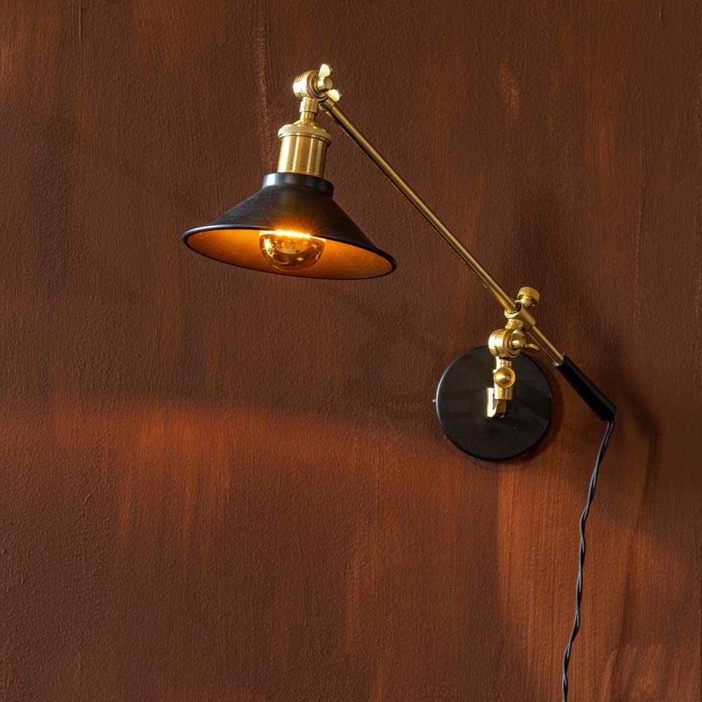 Penelope Wandlampe E27 Schwarz / Gold - Voelpe