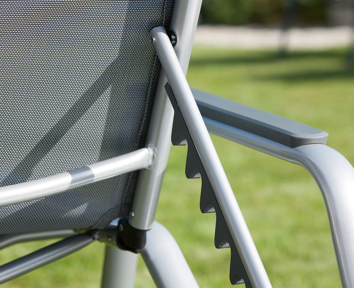 Kettler Cirrus Silver-Line Stapelliege