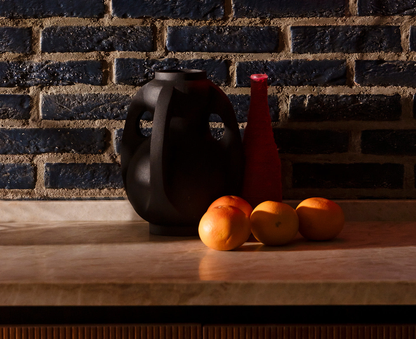 Thiago Vase Schwarz