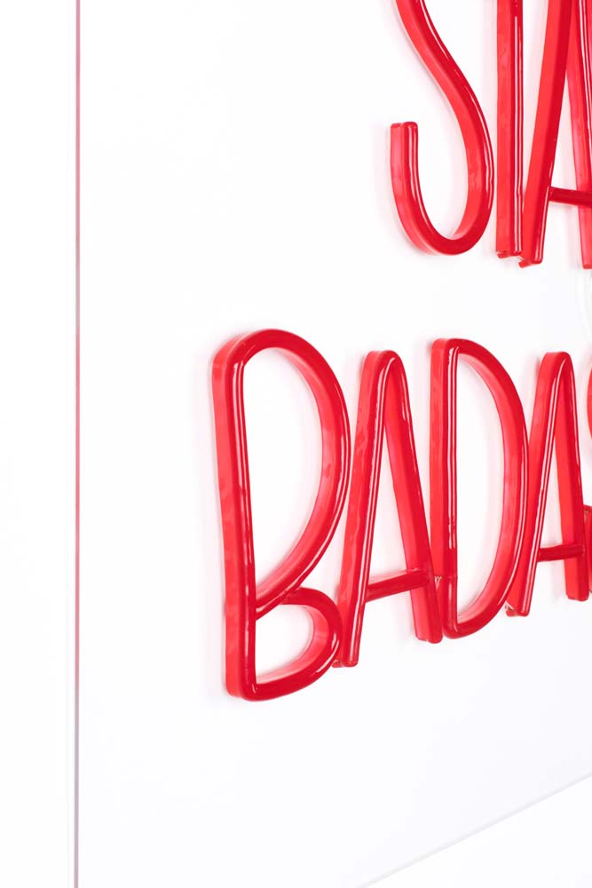 BADASS NON SOCIAL LED Wandbild Rot