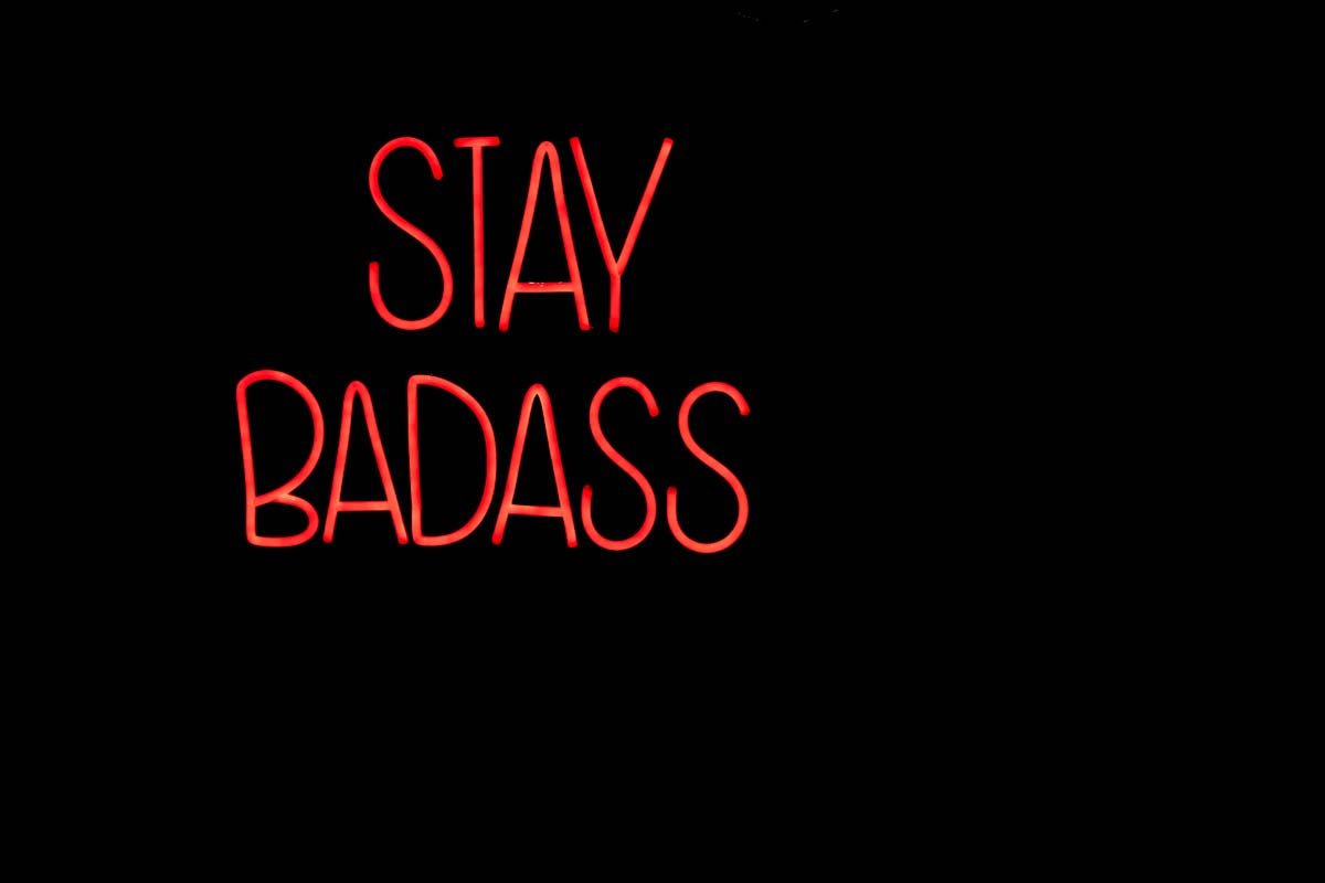 BADASS NON SOCIAL LED Wandbild Rot