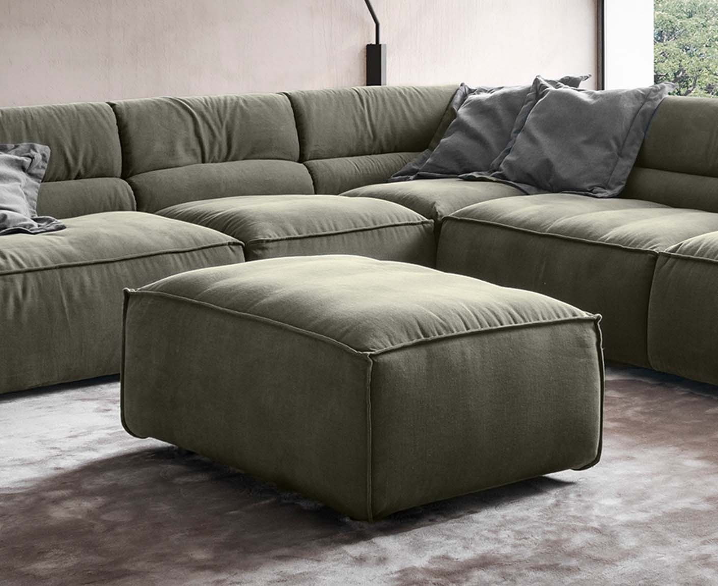 designwerk Vola Hocker | 110 x 75 cm | Flachgewebe