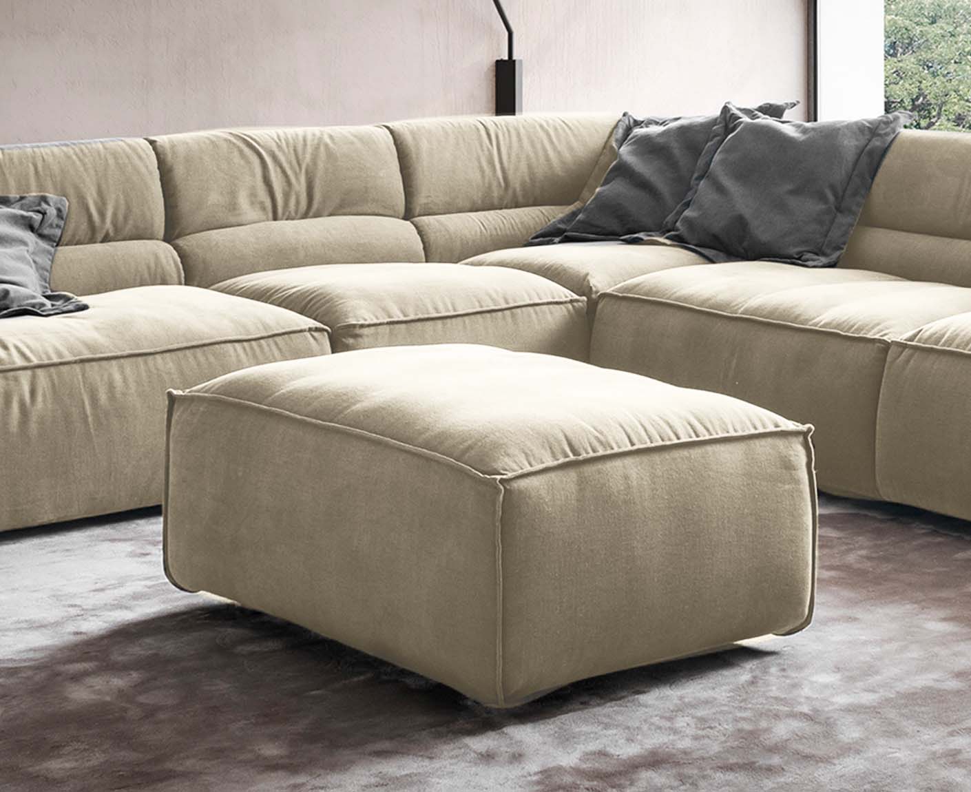 designwerk Vola Hocker | 110 x 75 cm | Flachgewebe