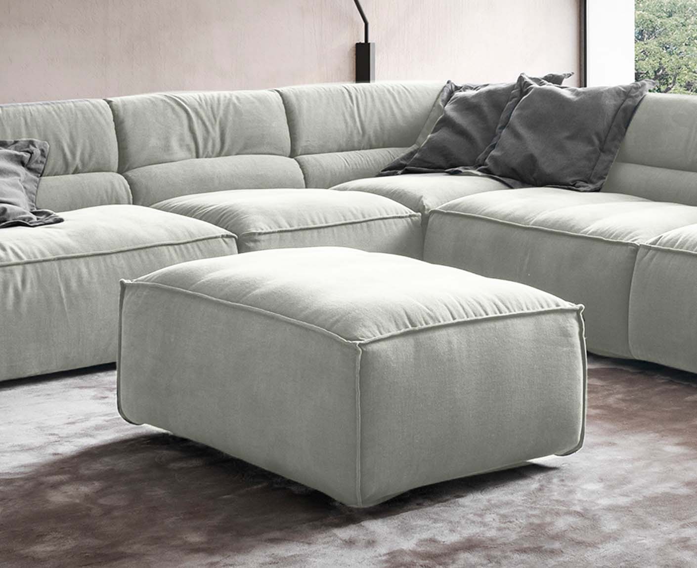 designwerk Vola Hocker | 110 x 75 cm | Flachgewebe