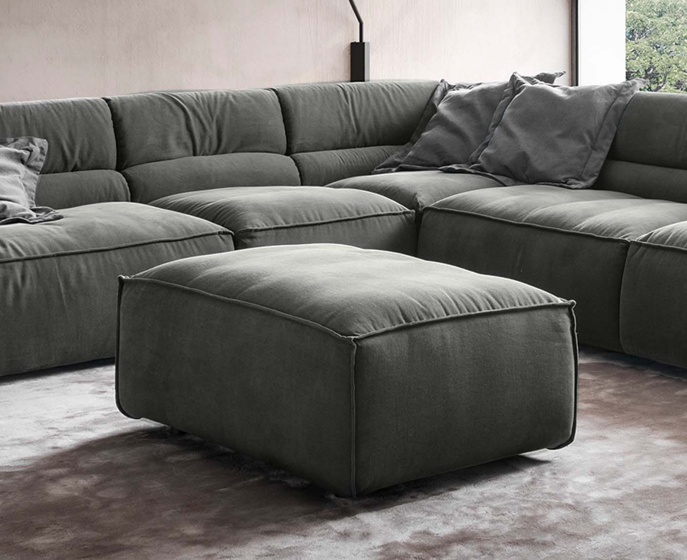 designwerk Vola Hocker | 110 x 75 cm | Flachgewebe