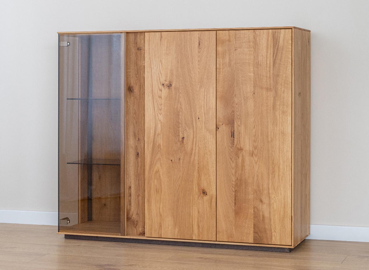 Collodi Massivholz Highboard Breit Wildeiche/Glas, Montiert