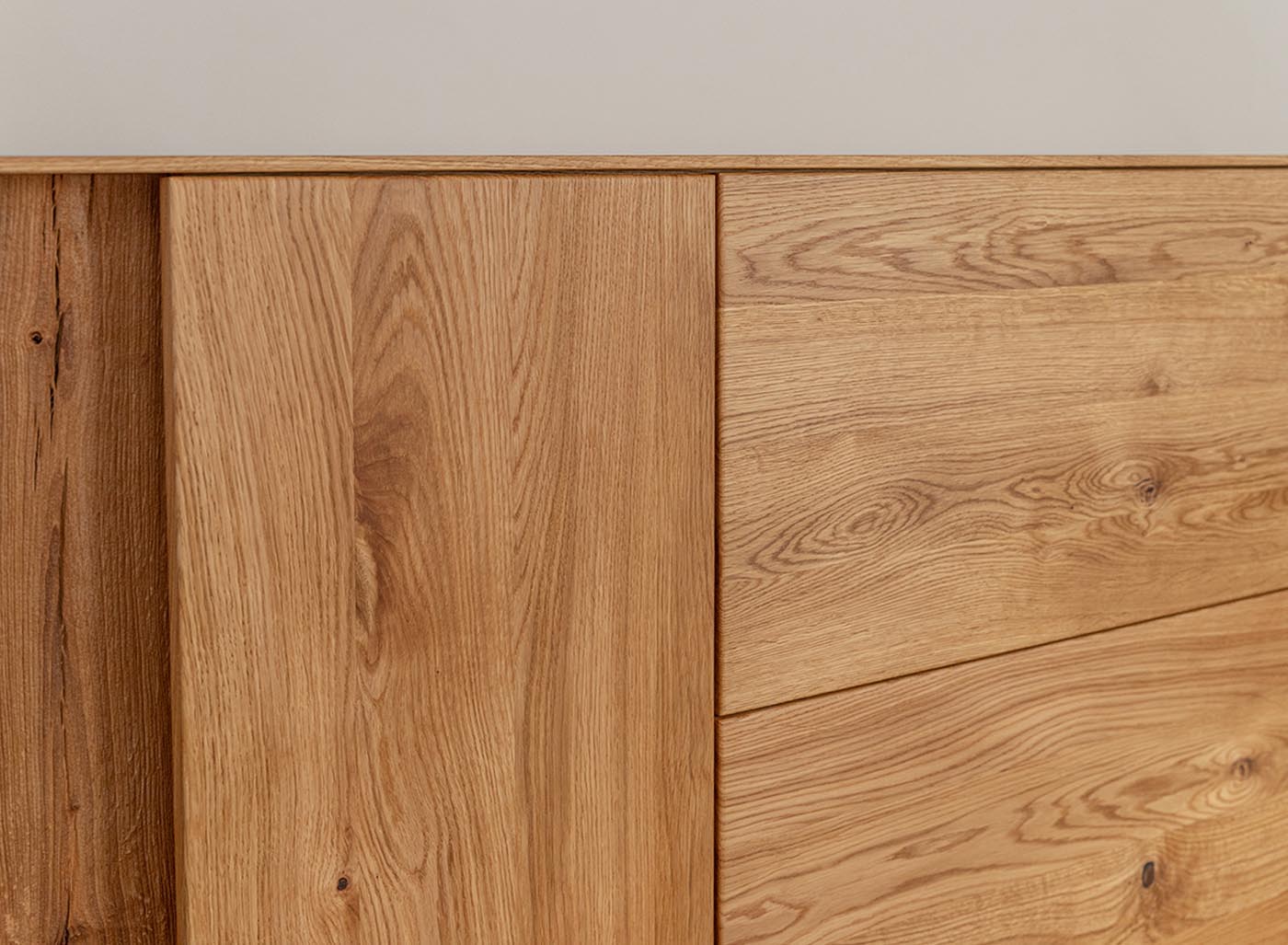 Collodi Massivholz Sideboard 165 cm Wildeiche, Montiert