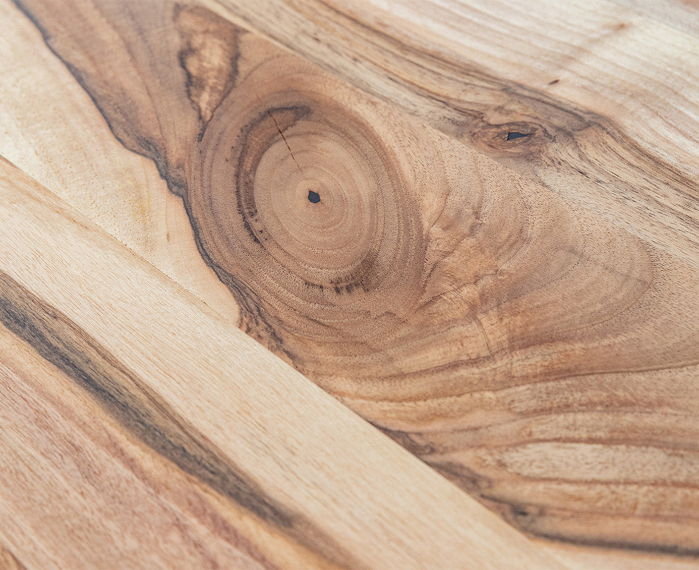 Awokado Couchtisch Massivholz