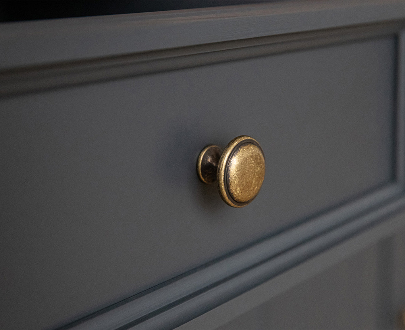 Belluno Elegante Lowboard 167x53 cm Massivholz