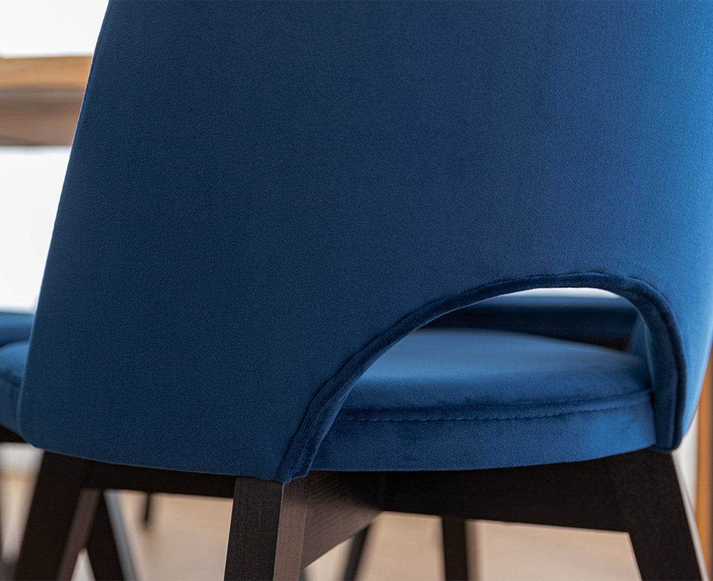 Breno Esszimmerstuhl Massivholz Buche Schwarz/ Blau Samt