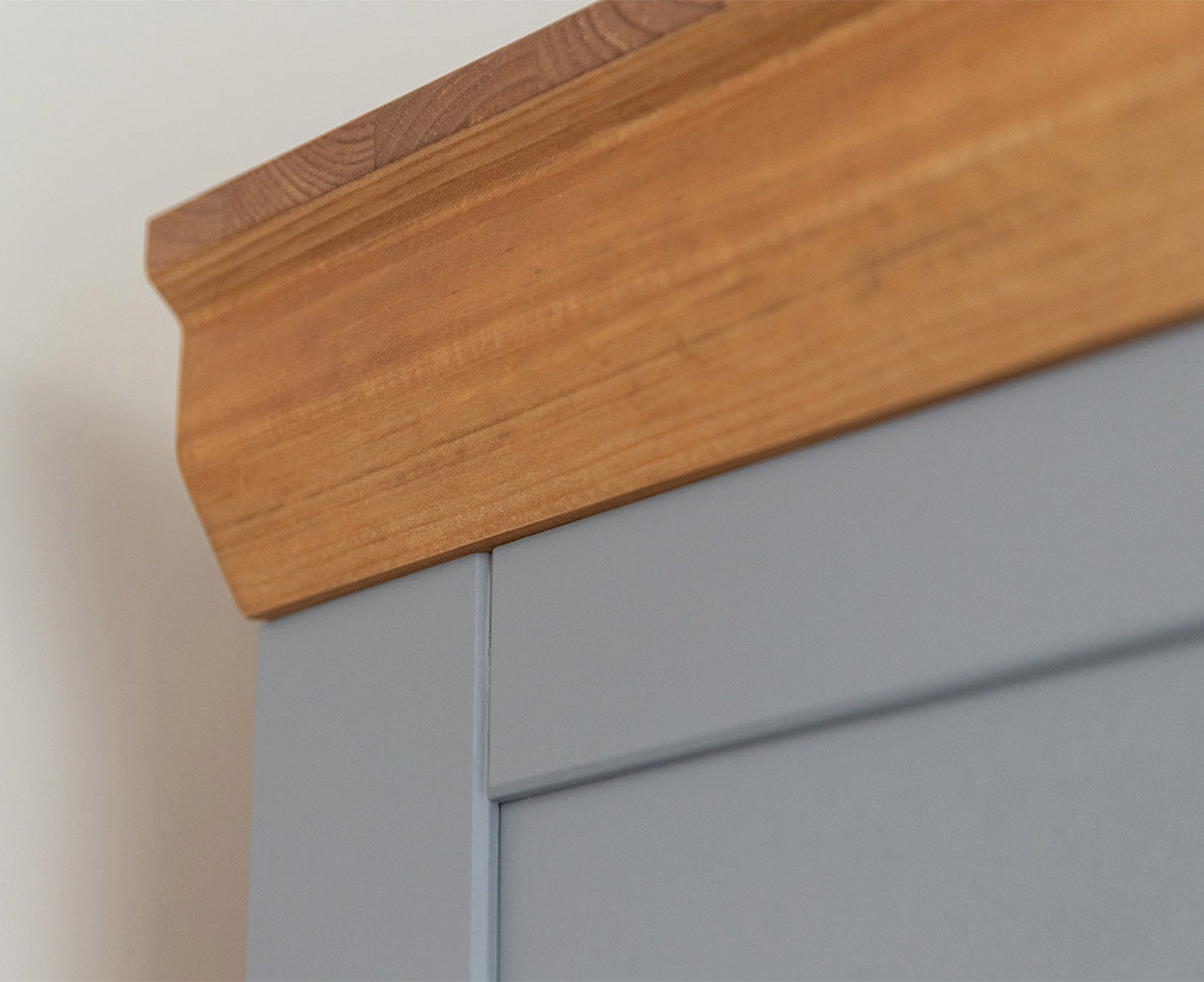 Marone Elite TV-Lowboard Massivholz Weiß / Grau