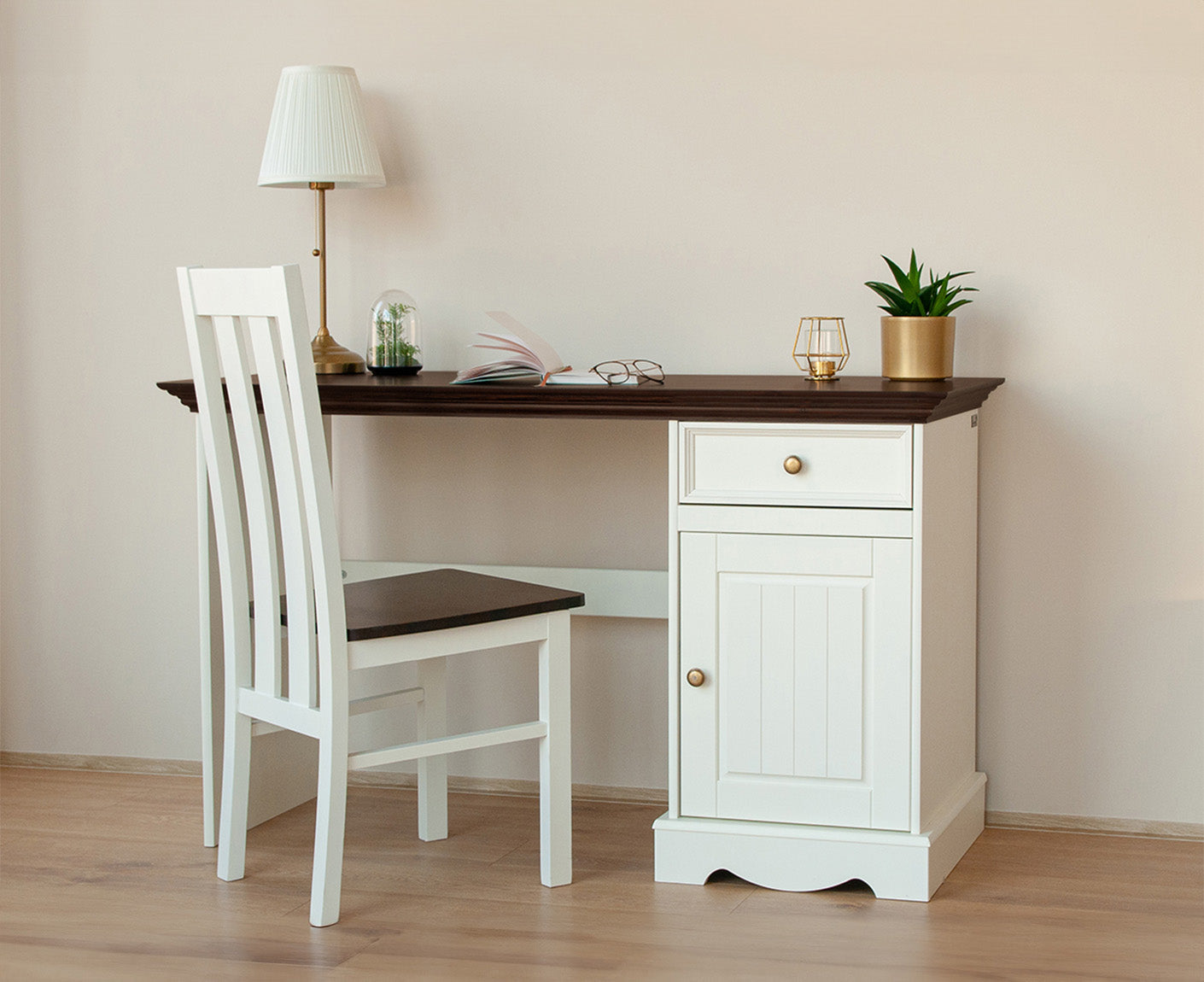 Belluno Elegante Schreibtisch 130x53 cm Massivholz