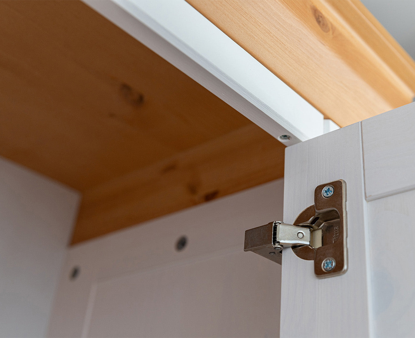 Marone Elite Garderobenschrank Massivholz Weiß / Grau