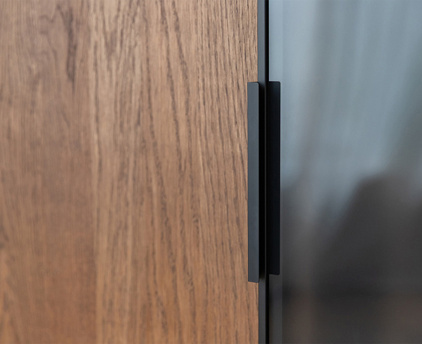 Modern Loft Massivholz Wohnzimmerset 4-teilig Eiche/Glas Grafit