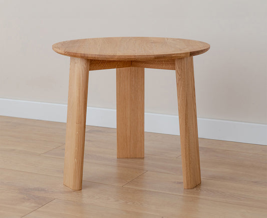Monty Couchtisch Beistelltisch Ø 51 cm Massivholz geölt