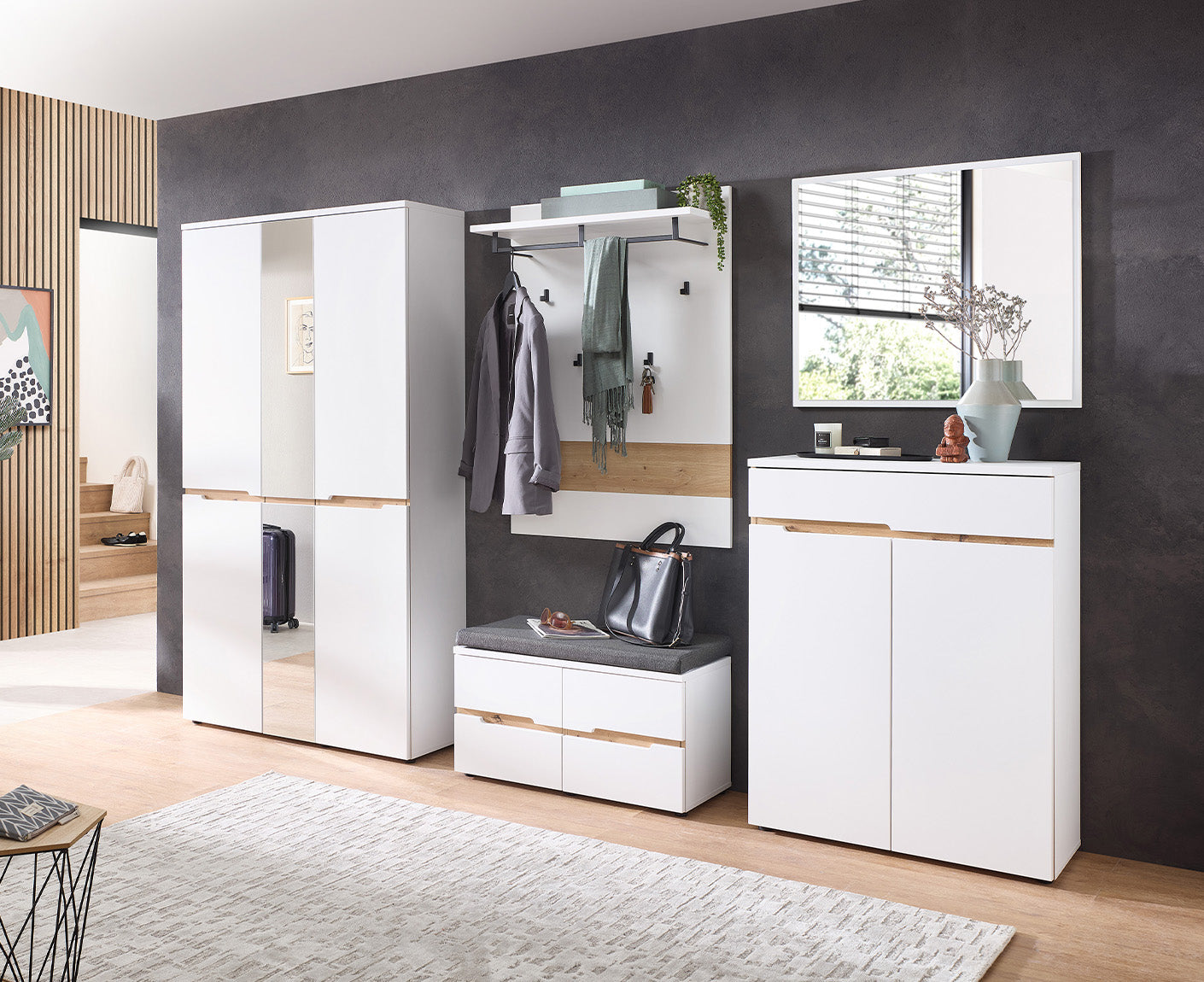 Memphis Garderobenschrank 105x192 cm Weiß supermatt
