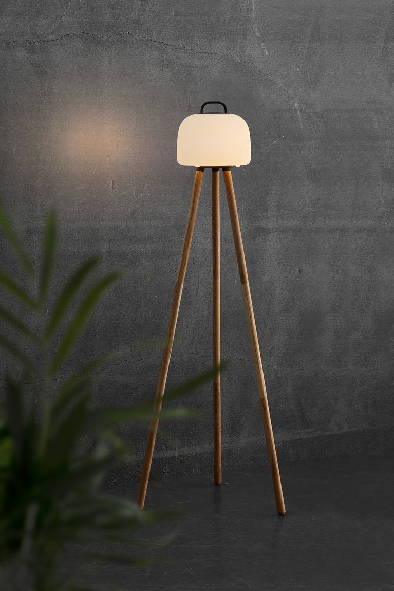 Lampenstativ Tripod für Kettle Gartenlampe Massivholz