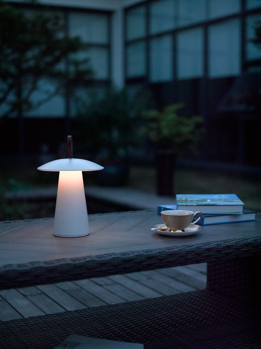 Ara To-Go LED-Lampe Ø 19,7 cm mit Moodmaker Dimmer Outdoor Weiß