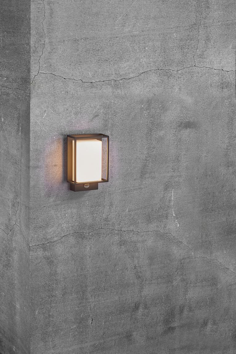 Nestor Wandlampe 22,1 x 14,7 cm mit Bewegungssensor Schwarz