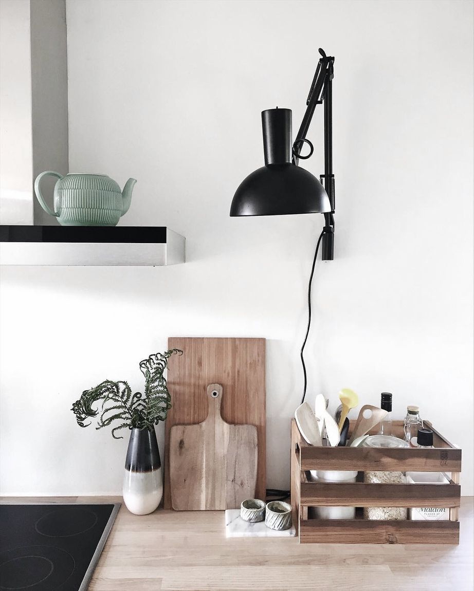 Arki Tischlampe E27 Schwarz