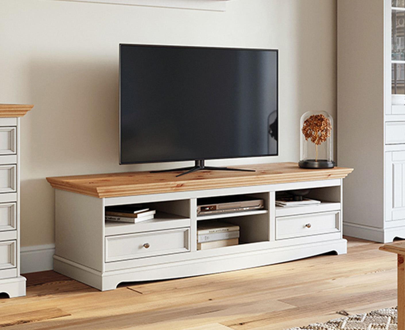 Belluno Elegante Lowboard 167x53 cm Massivholz